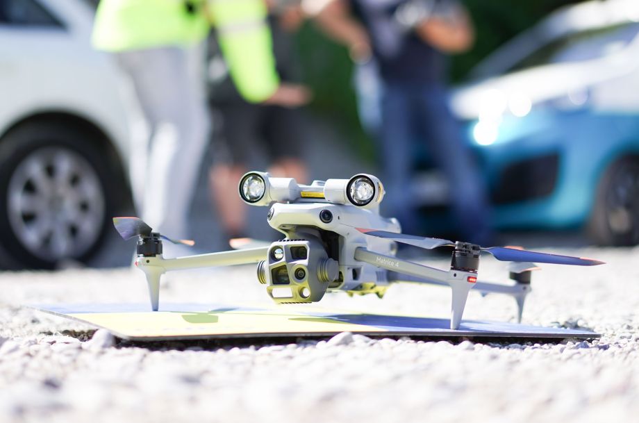DJI Matrice 4