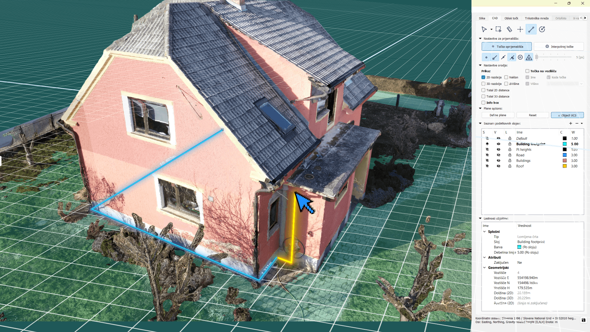 Dreidimensionales Gebäudemodell in 3Dsurvey mit eingezeichneten CAD-Linien und Messwerkzeugen
