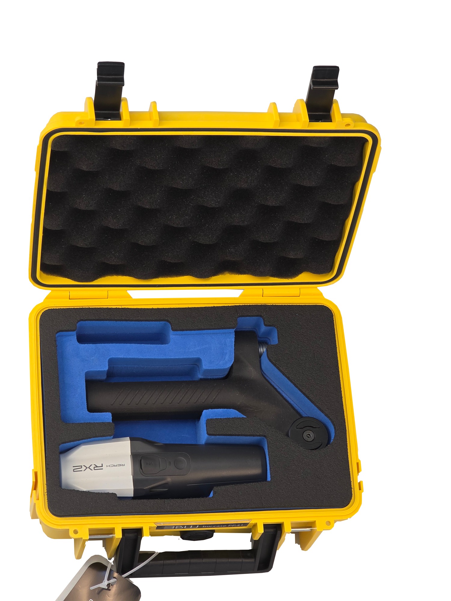 Draufsicht auf die blaue Einlage des Scanning-Koffers mit Emlid Reach RX2 und Scanning Handle